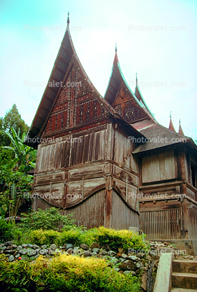 Temple, spiked roof, building, Lake Maninjan, Danau Maninjau, West Sumatra, Indonesia