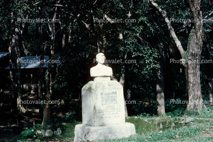John F Kennedy, Memorial, Monument, bust