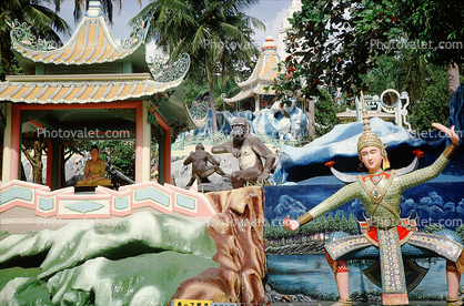 Tiger Balm Gardens, statues, gorilla, Buddha