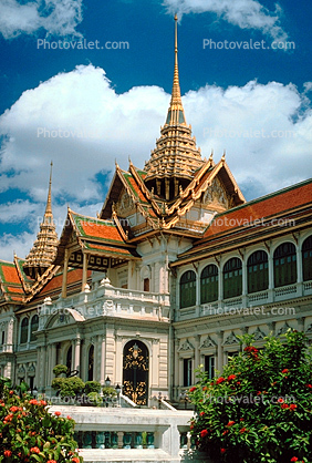 Building at Wat Phra Kaew Complex