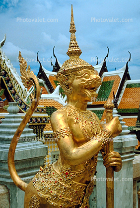 Golden Singhaphanon Statue, Wat Phra Kaew Complex in Bangkok