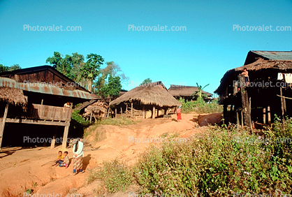 Shanty Town, homes, houses, Karen Hill Tribes