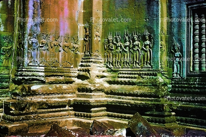 Bas-relief, Temple
