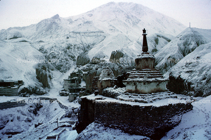 shirne, buildings, ice, cold, mountains, Llamayuru, Ladakh, Himalayas