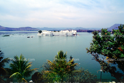 Jag Niwas Lake, Palace, Udaipur, 1746, Rajasthan