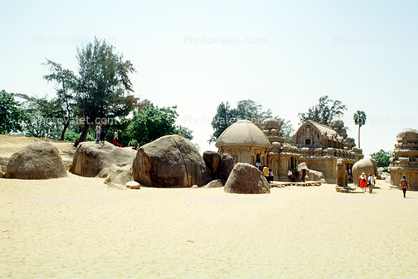 Boulders, building, sacred, Mahabalipuram, Kancheepuram district, Tamil Nadu