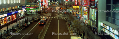 Street Scene, Tokyo Panorama