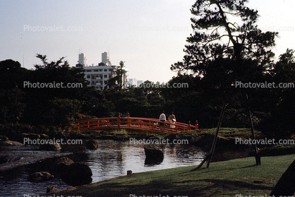 Gardens, Taiko Arch Bridge, Pond