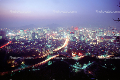 Dusk, Dawn, Twilight, Seoul