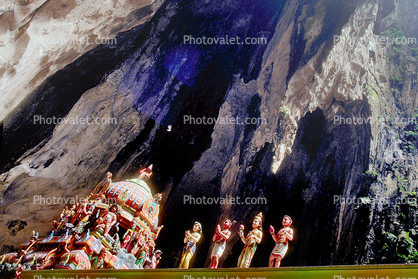 Batu Caves, Shrine, deity, Hindu shrine, Batumalai Sri Subramaniar Swamy Devasthanam