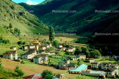 Village, buildings, homes, Junbesi, Himalayan Mountains