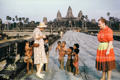Ankor Wat, Children, Tourists, Women