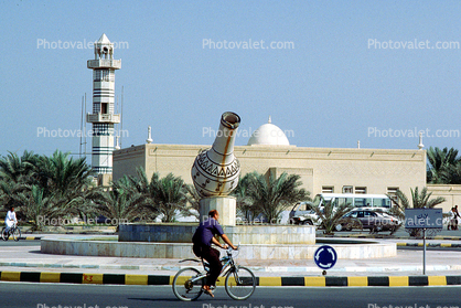 Minaret, Building, Water Fountain, aquatics, Palm Trees, Kish Island, Hormozgan Province, Persian Gulf