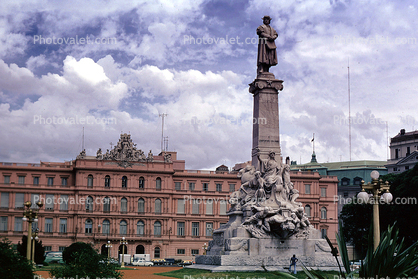 Statue, Pedestal, Landmark