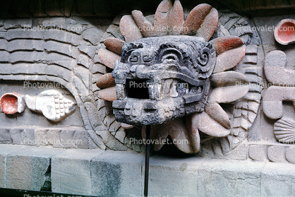 Dragon creature, Xenomorph, Teotihuacan, Hidalgo