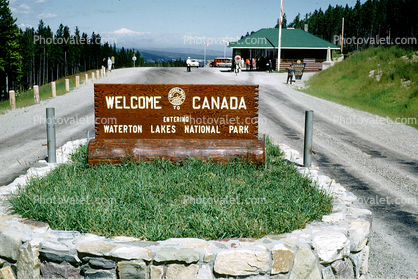 Welcome Canada, Waterton Lakes National  Park, border crossing