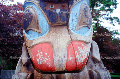 Strange Face, Totem Pole, Thunderbird Park, Victoria