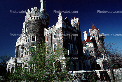 Casa Loma, Gothic Revival style, Mansion, uptown Toronto, Castle