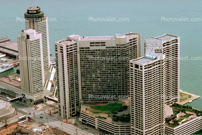 55-33 Harbour Square Building, Harbourside Condominiums, parking lot, waterfront, highrise, Lake Ontario, 4 May 1985