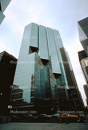 Sun Life Centre, Glass exterior, Financial commercial building, 4 May 1985