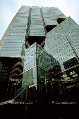 Sun Life Centre, Financial commercial building, Glass exterior, 4 May 1985