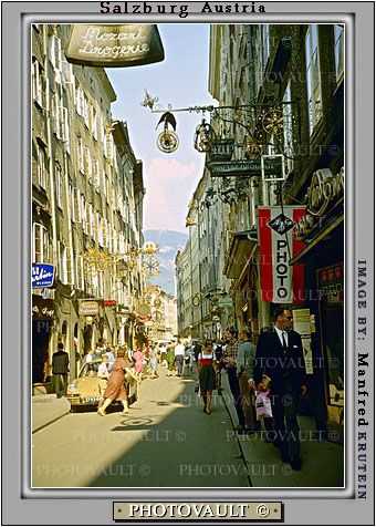 Narrow shopping street, Agfa Photo Banner, cars, Salzburg, Porsche, 1950s