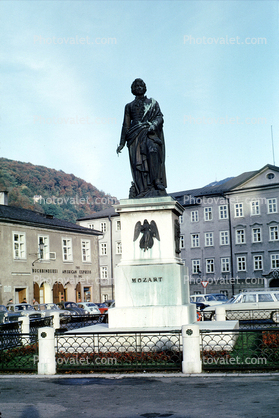 Mozart, statue, statuary, art, artform, Salzburg