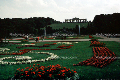 Schonbrunn Palace, Gardens, Sch?nbrunn Palace, Vienna