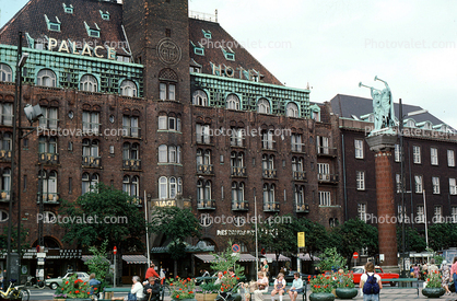 Palace Hotel, Townhouse Square, building, statue, column, Copenhagen