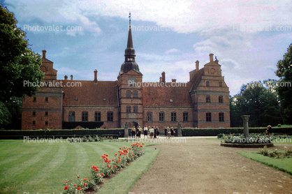 Rosenkranz Castle, royalty, building, flowers, path