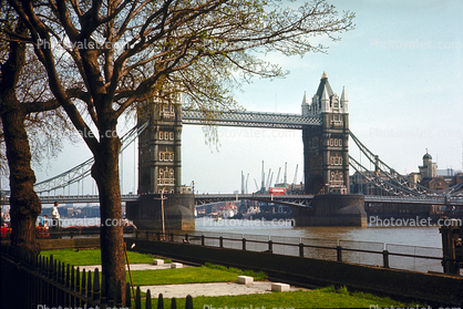 Tower Bridge, London, River Thames, Buckingham Palace Gardens, 1950s