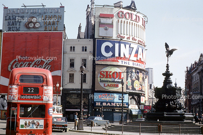 Piccadilly Circus, Roundabout, Angel Statue, Doubledecker Bus