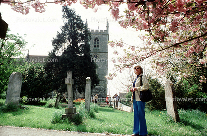 Woman, Graves, Trees, Garden, Bladon, England
