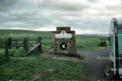 England, Cross, Peace Dove, Countryside, marker, Scotland