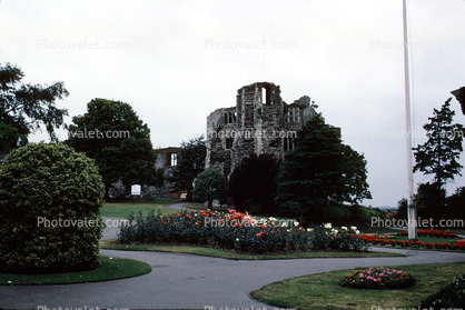 Ruins, Flagpole, Gardens, Castle, Palace, Manor, Scotland