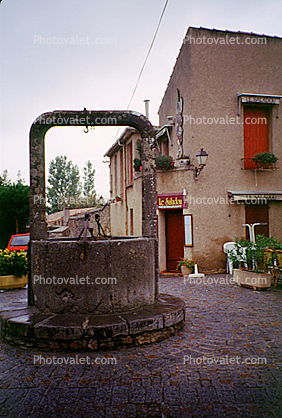 Water Well, Building, Home, Cobblestone, Carcassone