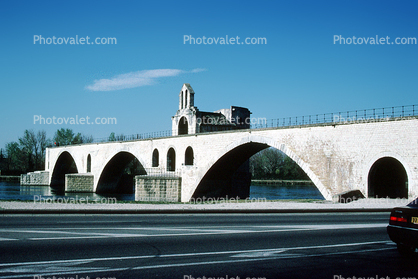 Pont Saint-Benezet Bridge, Pont d'Avignon, Rhone River, Landmark, medieval bridge, Chapel of Saint Nicholas, ruin, Avignon