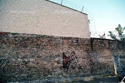 the Wall Berlin, barbed wire, brick