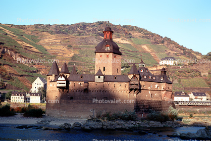 Pfalzgrafenstein, (the Pfalz), near Kaub, castle, Homes, Houses, Village, Town, Hilltop, Mountains, Rhine River, (Rhein)