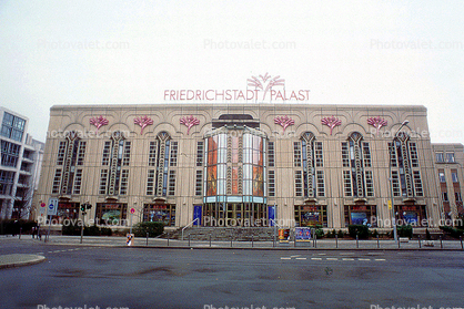 Fridrichstadt Palast, Palace, Berlin, landmark