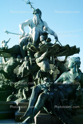 Neptune, Fountain, sculpture, statue, Berlin