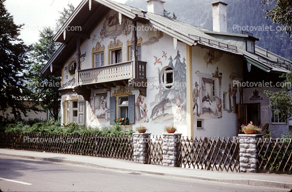 Little Red Riding Hood, Wolf, Oberammergau, Bavaria, Garmisch-Partenkirchen, L?ftlmalerei, Fairytale, Wall Art, Luftlmalerei, wall-painting, August 1959