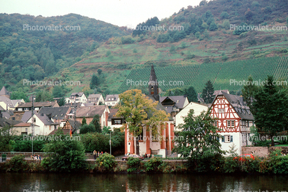 buildings, hills, mountains, homes, houses, village, Mosel River