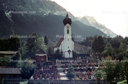 Church Tower, buildings, flowers, cars, landmark, Garmisch, Garmisch-Partenkirchen, Bavaria