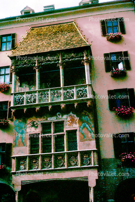 Ornate Balcony, building, opulant