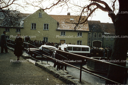 House, cars, van, people, vehicle, automobile, Konnersreuth, April 12 1957, 1950s