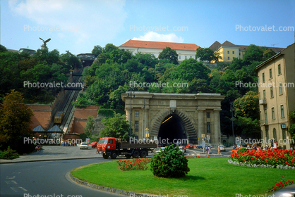 Budapest Tunnel, Buda Hill Funicular, Garden, Truck