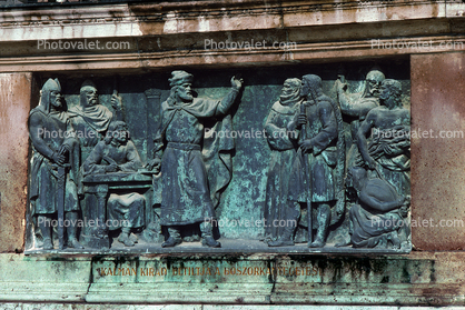 Bar-Relief, Kalman Karaly Eltiltja a Boszorkanygetest, Hero Square, Millennium Monument, Budapest