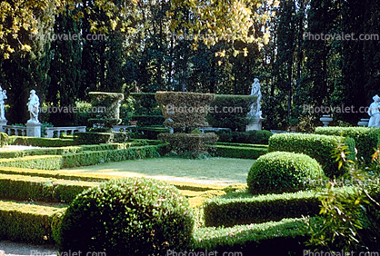 Manicured Garden, Bushes, Shrub, Statues, Florence