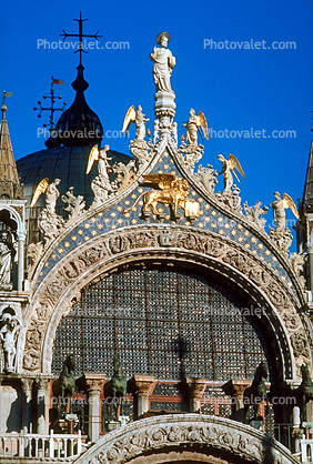 Saint Mark's Basilica Arch Facade, Statues, Venice